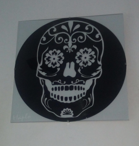 Mexican skull découpé à la main dans un disque vinyl.